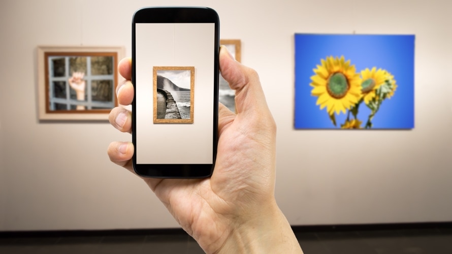 SmartphoneArtGallery.jpg